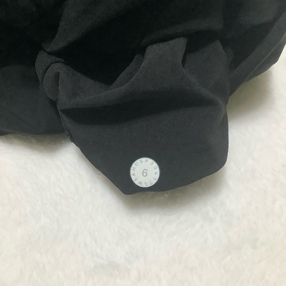 Lululemon On The Fly Pant *Woven Sz 6 Black - Picture 5 of 12